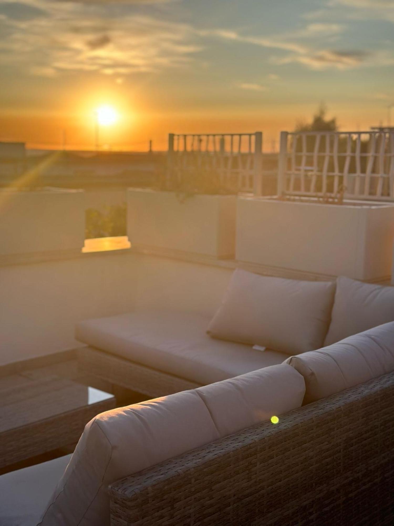 Luxury Apartments Collection Sand Suite Пасоскуро Екстериор снимка